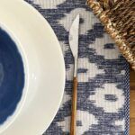 Individual resinado «Mallorca» con borde vichy azul